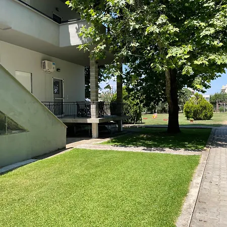 Maria Apartman Ofrínio