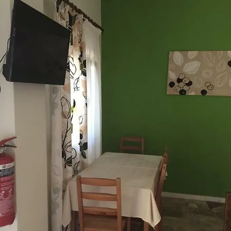Apartment Maria Ofrinion