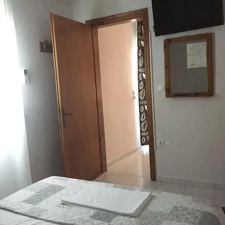 Maria Apartment Ofrinion